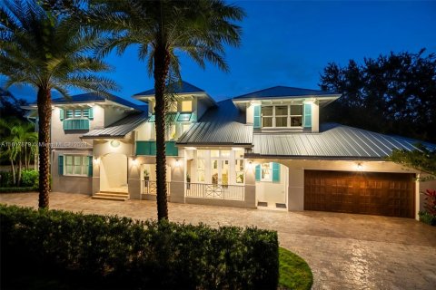 Villa ou maison à vendre à Stuart, Floride: 5 chambres, 304.16 m2 № 1239195 - photo 1