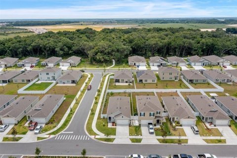 Villa ou maison à vendre à Kissimmee, Floride: 3 chambres, 140.84 m2 № 1354479 - photo 24