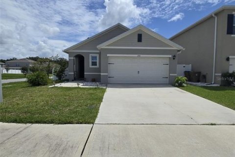 Villa ou maison à vendre à Kissimmee, Floride: 3 chambres, 140.84 m2 № 1354479 - photo 1