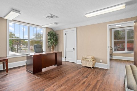 Immobilier commercial à louer à Kissimmee, Floride: 252.69 m2 № 1051535 - photo 18