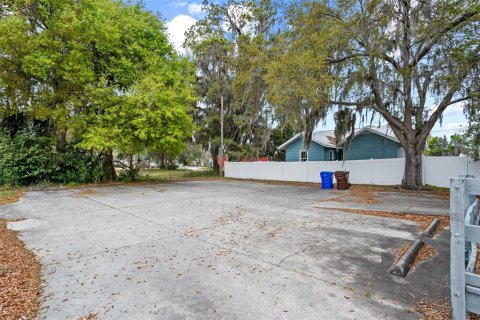 Immobilier commercial à louer à Kissimmee, Floride: 252.69 m2 № 1051535 - photo 4