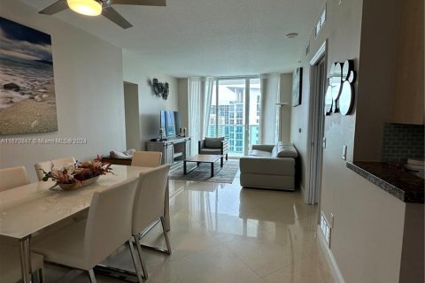 Condominio en venta en Fort Lauderdale, Florida, 2 dormitorios, 111.67 m2 № 1397410 - foto 4