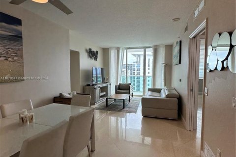 Condominio en venta en Fort Lauderdale, Florida, 2 dormitorios, 111.67 m2 № 1397410 - foto 16