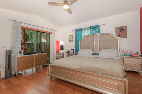 Copropriété à vendre à Miami, Floride: 3 chambres, 99.41 m2 № 1396765 - photo 13