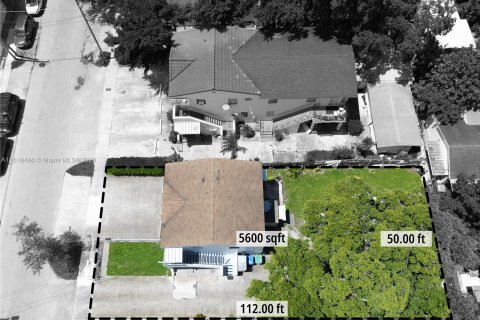 Commercial property in Miami, Florida 144.93 sq.m. № 1241326 - photo 5