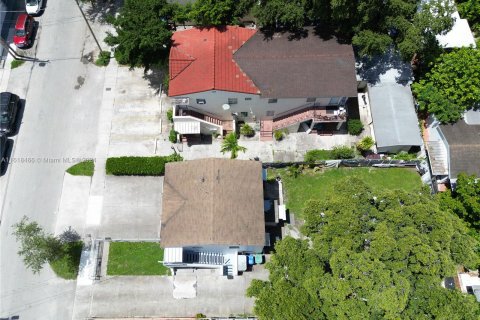 Commercial property in Miami, Florida 144.93 sq.m. № 1241326 - photo 4