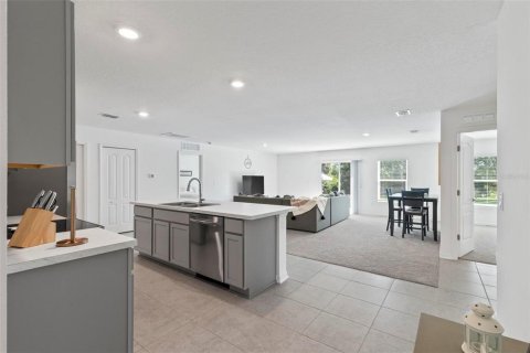 Casa en venta en Palm Coast, Florida, 5 dormitorios, 190.64 m2 № 1346238 - foto 12