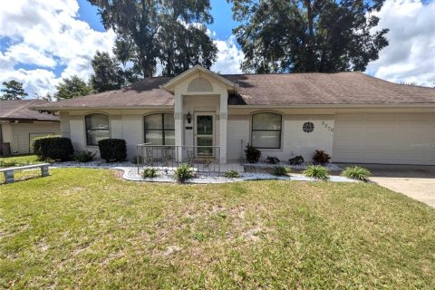 House in Ocala, Florida 3 bedrooms, 129.6 sq.m. № 1346237 - photo 2