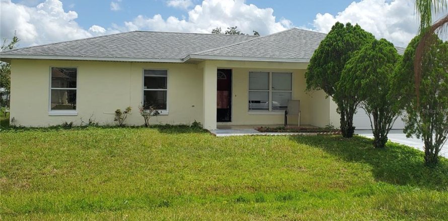 Villa ou maison à Kissimmee, Floride 3 chambres, 130.06 m2 № 1346239