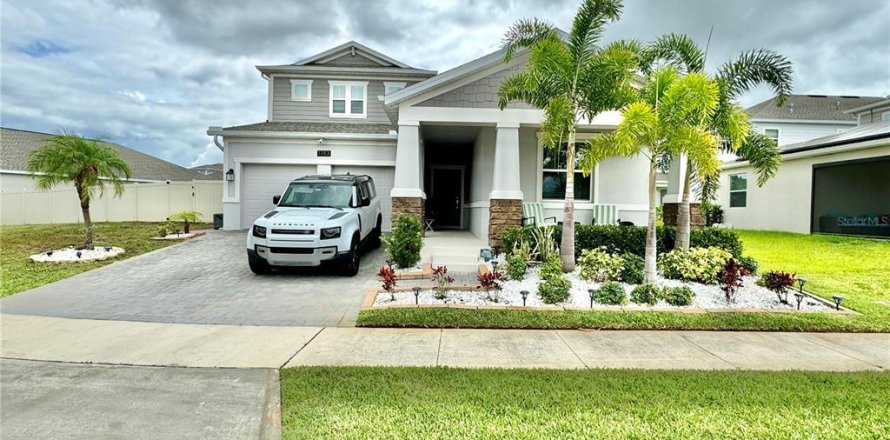 Casa en Kissimmee, Florida 4 dormitorios, 252.42 m2 № 1261260