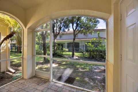 Townhouse in Miramar, Florida 2 bedrooms, 134.71 sq.m. № 1389582 - photo 17