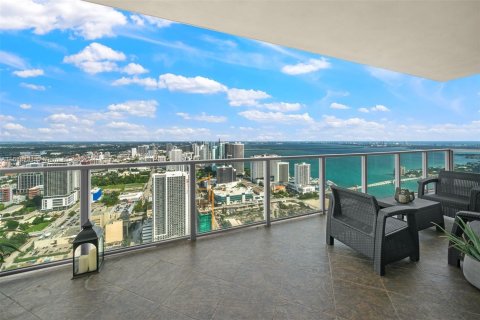 Copropriété à vendre à Miami, Floride: 2 chambres, 153.01 m2 № 1406237 - photo 25