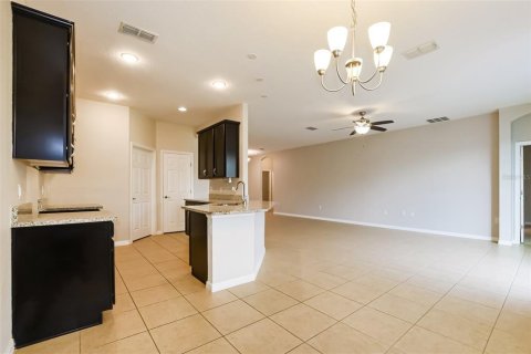 Casa en venta en Davenport, Florida, 4 dormitorios, 145.95 m2 № 1326975 - foto 6