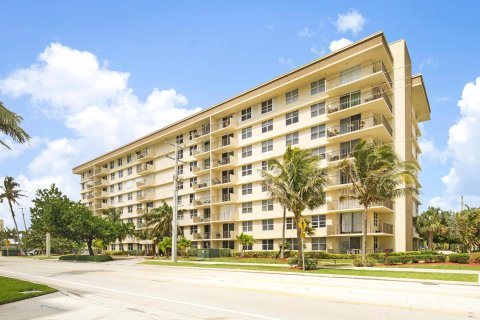 Copropriété à vendre à Pompano Beach, Floride: 2 chambres, 87.98 m2 № 1159880 - photo 29