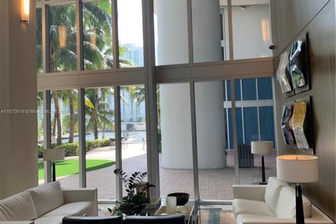 Condominio en alquiler en Miami, Florida, 41.9 m2 № 1398411 - foto 20