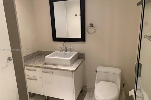 Condominio en alquiler en Miami, Florida, 41.9 m2 № 1398411 - foto 13