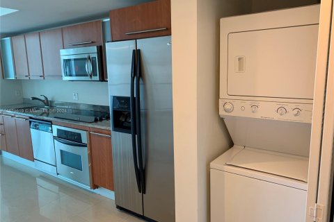 Condominio en alquiler en Miami, Florida, 41.9 m2 № 1398411 - foto 8