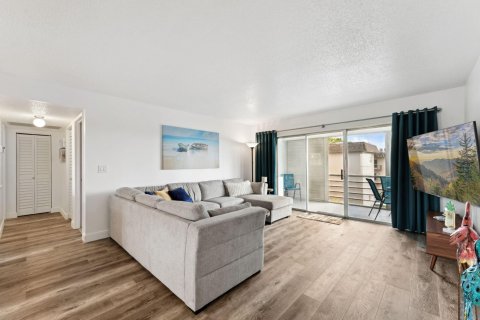 Condominio en venta en Palm Springs, Florida, 2 dormitorios, 92.34 m2 № 1092375 - foto 27