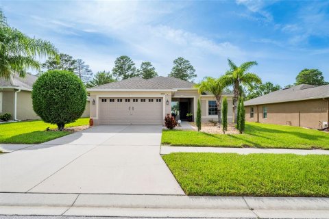 Villa ou maison à vendre à Hudson, Floride: 4 chambres, 144.46 m2 № 1357405 - photo 1