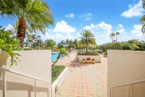 Copropriété à vendre à Aventura, Floride: 2 chambres, 120.77 m2 № 1271097 - photo 21