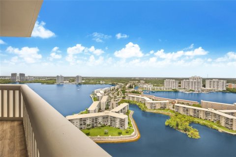 Copropriété à vendre à Aventura, Floride: 2 chambres, 120.77 m2 № 1271097 - photo 3