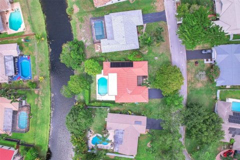 Villa ou maison à vendre à Coral Springs, Floride: 4 chambres, 214.7 m2 № 1233838 - photo 19