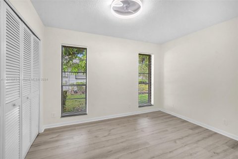 Casa en venta en Coral Springs, Florida, 4 dormitorios, 214.7 m2 № 1233838 - foto 12