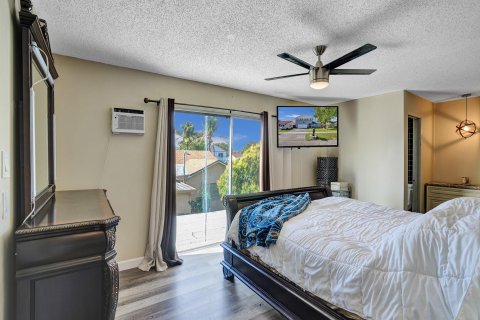 Villa ou maison à vendre à North Lauderdale, Floride: 3 chambres, 202.53 m2 № 1047698 - photo 19