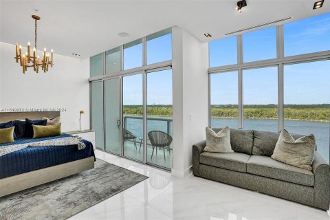 Townhouse in Hollywood, Florida 3 bedrooms, 277.96 sq.m. № 1068001 - photo 22