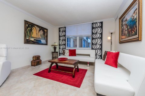 Copropriété à vendre à Hollywood, Floride: 1 chambre, 77.57 m2 № 1330807 - photo 3