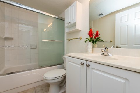 Condominio en venta en Hollywood, Florida, 1 dormitorio, 77.57 m2 № 1330807 - foto 16