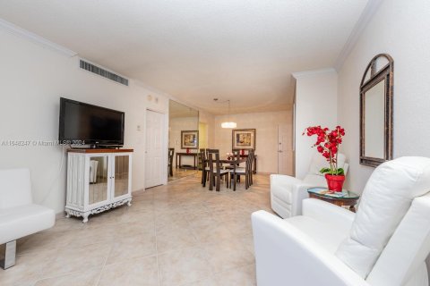 Copropriété à vendre à Hollywood, Floride: 1 chambre, 77.57 m2 № 1330807 - photo 11