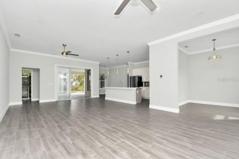 Villa ou maison à vendre à Orlando, Floride: 4 chambres, 211.82 m2 № 1403741 - photo 4