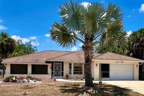 Villa ou maison à vendre à North Port, Floride: 3 chambres, 161.56 m2 № 1386315 - photo 1