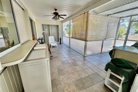 Casa en venta en North Port, Florida, 3 dormitorios, 161.56 m2 № 1386315 - foto 14