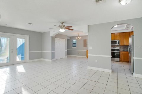 Casa en venta en North Port, Florida, 4 dormitorios, 130.43 m2 № 1244166 - foto 11