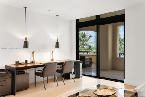 Copropriété à vendre à Miami Beach, Floride: 5 chambres, 708.84 m2 № 1360492 - photo 27