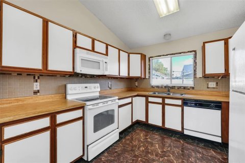 Casa en venta en Kissimmee, Florida, 3 dormitorios, 121.98 m2 № 1322254 - foto 13