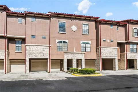 Adosado en venta en Orlando, Florida, 3 dormitorios, 155.89 m2 № 1380873 - foto 1