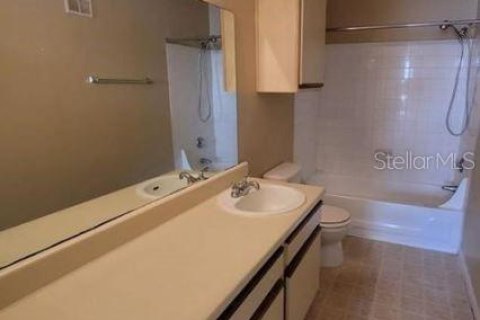 Condo in Orlando, Florida, 2 bedrooms  № 1380949 - photo 7