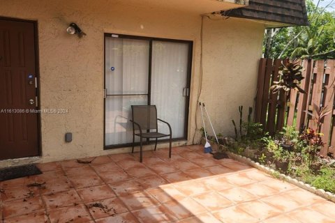 Casa en venta en Tamarac, Florida, 2 dormitorios, 128.21 m2 № 1235387 - foto 6