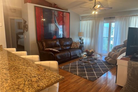 Condo in New Port Richey, Florida, 3 bedrooms  № 1391128 - photo 5