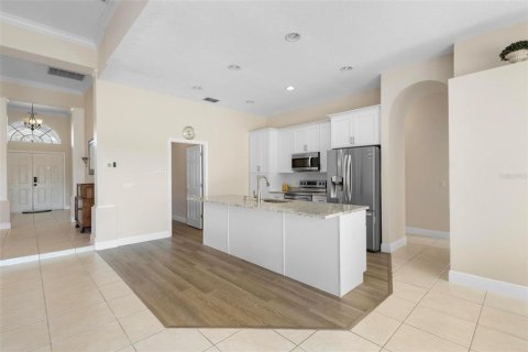 Casa en venta en Orlando, Florida, 4 dormitorios, 254.55 m2 № 1391155 - foto 8