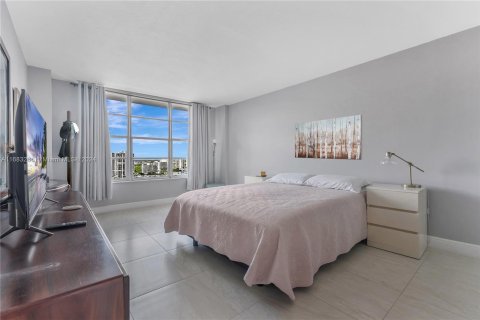 Condominio en venta en Hollywood, Florida, 1 dormitorio, 83.61 m2 № 1420353 - foto 10