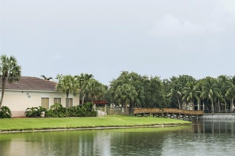 Copropriété à vendre à Miramar, Floride: 2 chambres, 100.33 m2 № 1348389 - photo 25