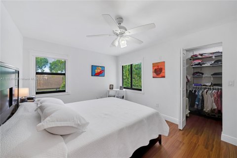 Adosado en venta en Miami, Florida, 3 dormitorios, 136.75 m2 № 1348390 - foto 22