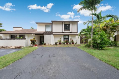 Adosado en venta en Miami, Florida, 3 dormitorios, 136.75 m2 № 1348390 - foto 2