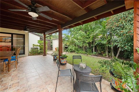 Adosado en venta en Miami, Florida, 3 dormitorios, 136.75 m2 № 1348390 - foto 30