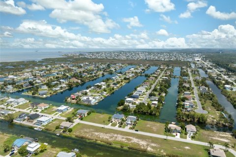 Land in Hernando Beach, Florida № 1300899 - photo 19