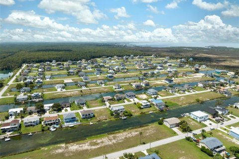 Land in Hernando Beach, Florida № 1300899 - photo 14